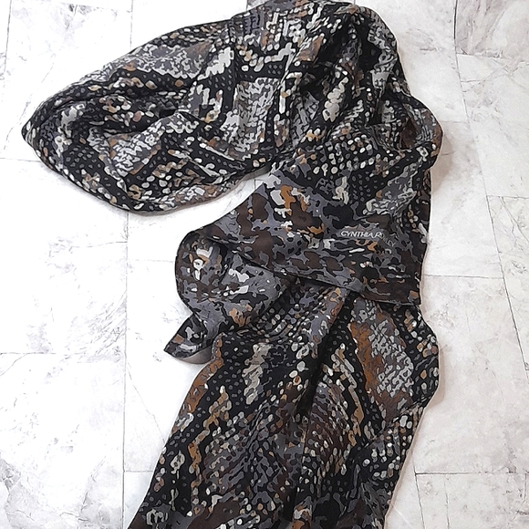 Cynthia Rowley animal print abstract scarf - Picture 1 of 3